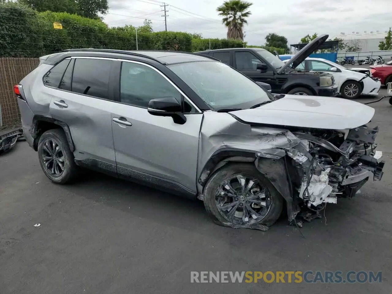4 fotografías del automóvil dañado 4T3E6RFV6NU088390 TOYOTA RAV4 2022