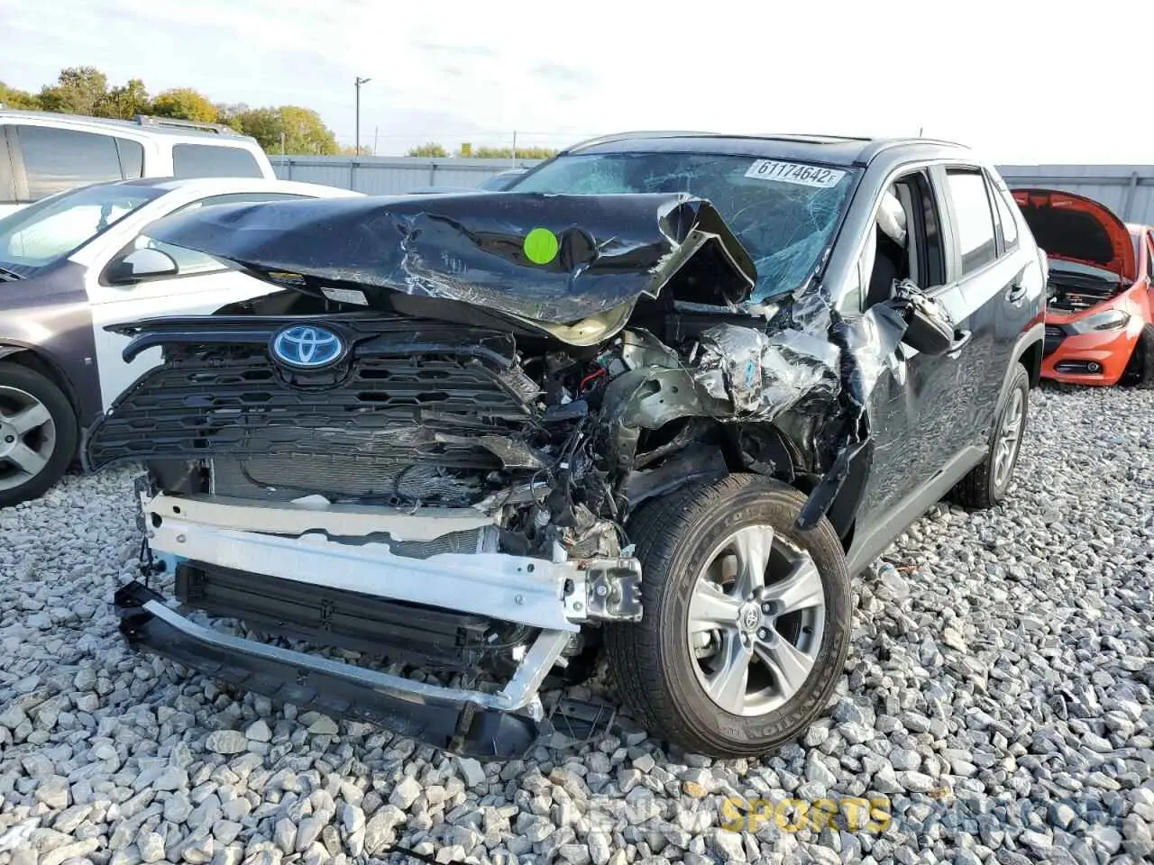 2 fotografías del automóvil dañado 4T3RWRFV7NU063015 TOYOTA RAV4 2022