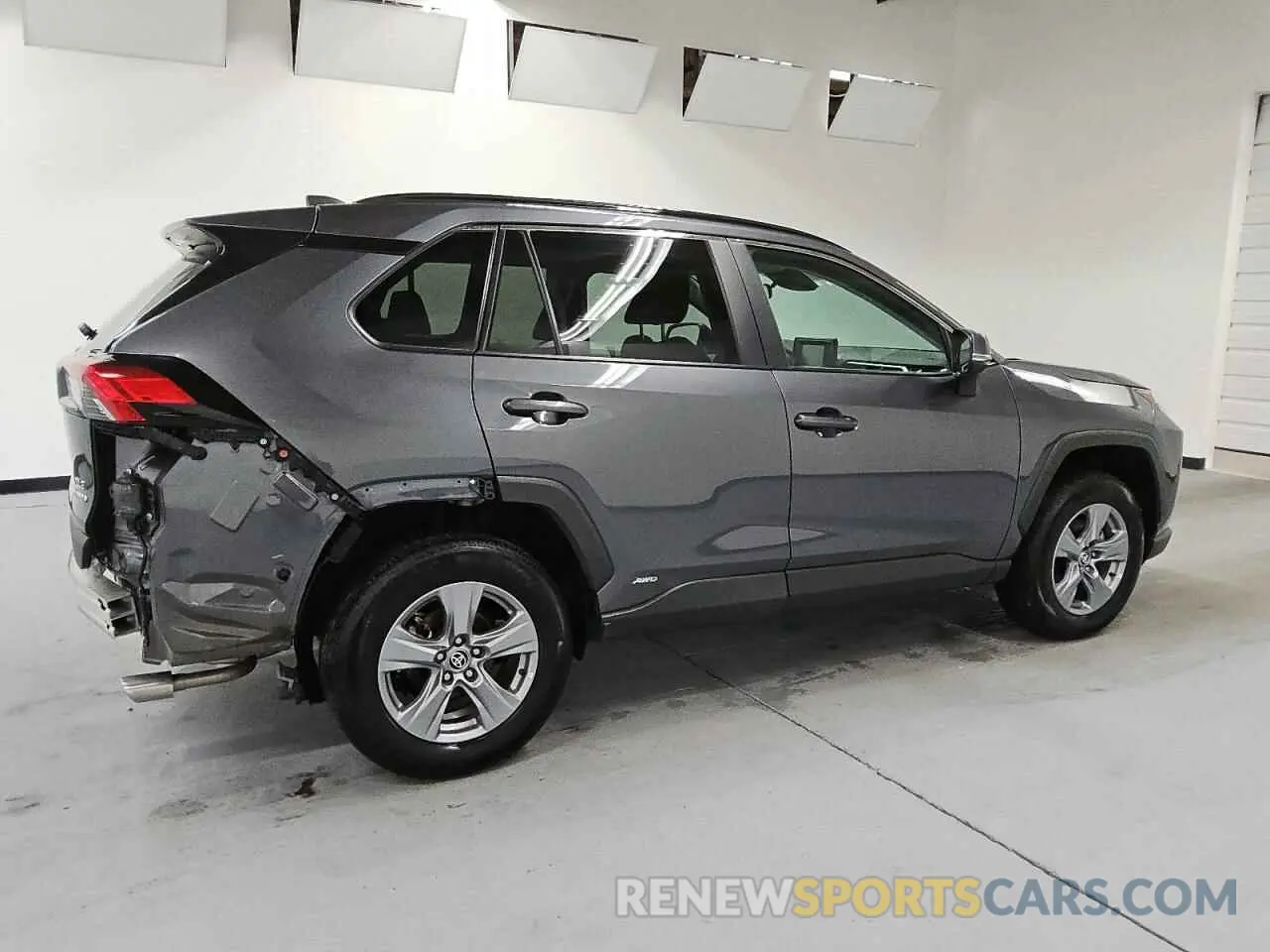 3 fotografías del automóvil dañado 4T3RWRFV8NU060379 TOYOTA RAV4 2022