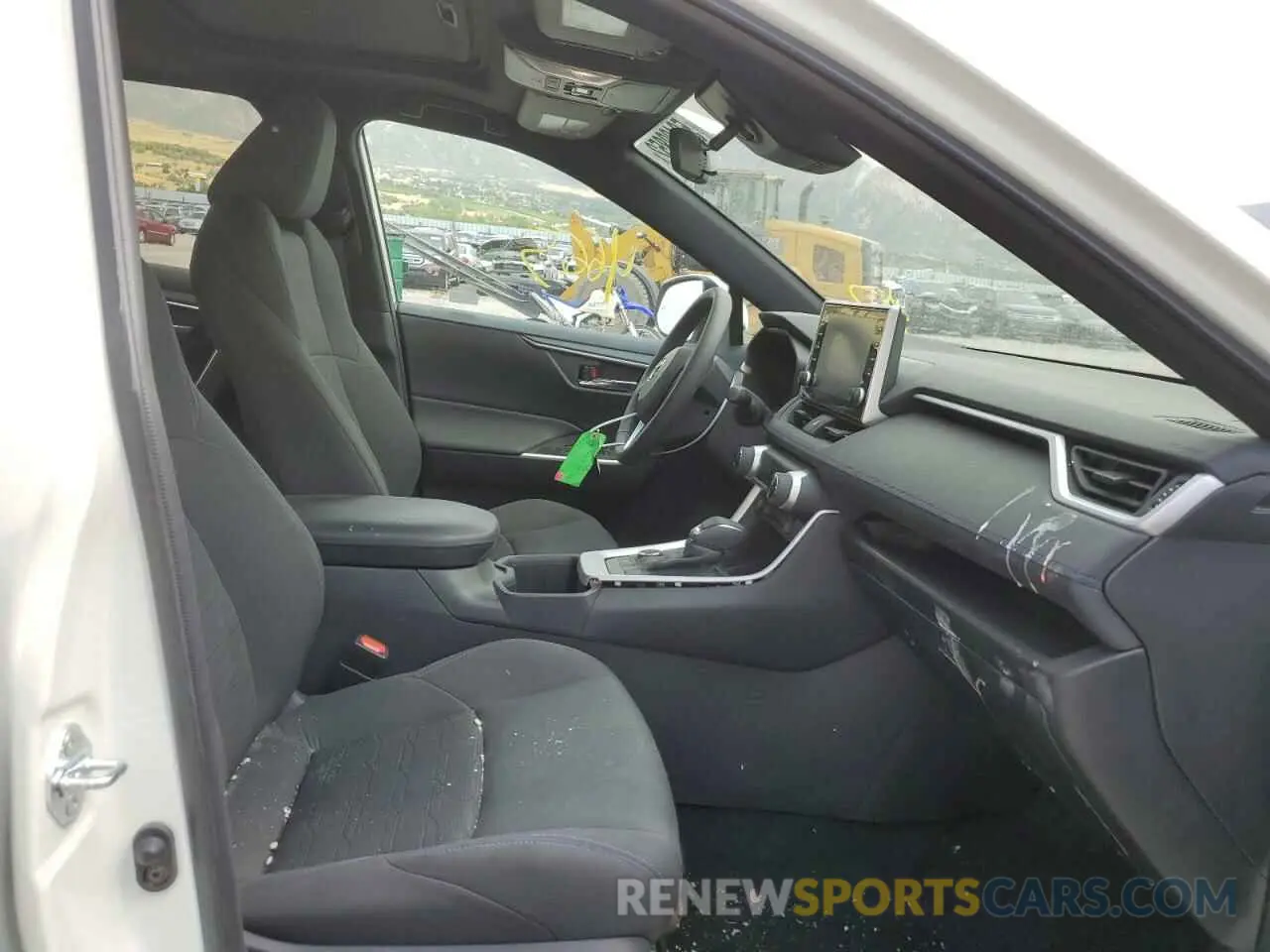 5 fotografías del automóvil dañado 4T3T6RFV3NU070727 TOYOTA RAV4 2022