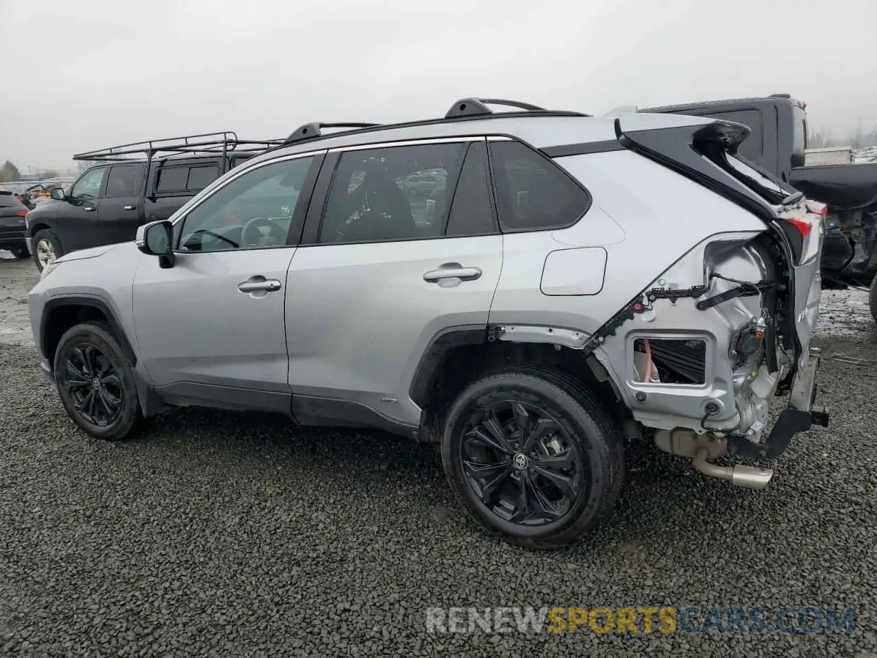 2 fotografías del automóvil dañado 4T3T6RFVXNU098329 TOYOTA RAV4 2022