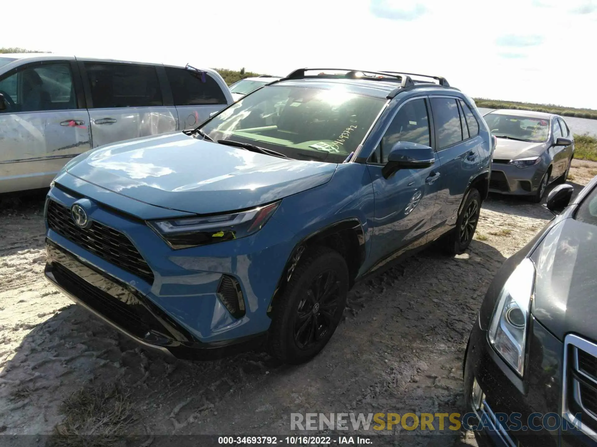 2 fotografías del automóvil dañado JTM16RFV4ND063113 TOYOTA RAV4 2022