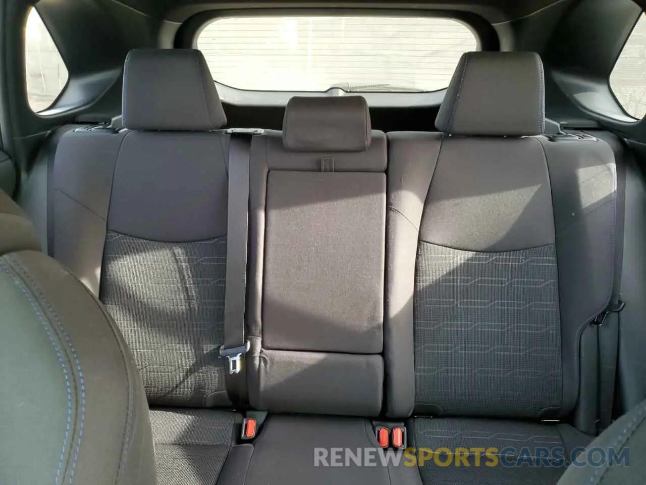 10 fotografías del automóvil dañado JTM16RFVXND047529 TOYOTA RAV4 2022