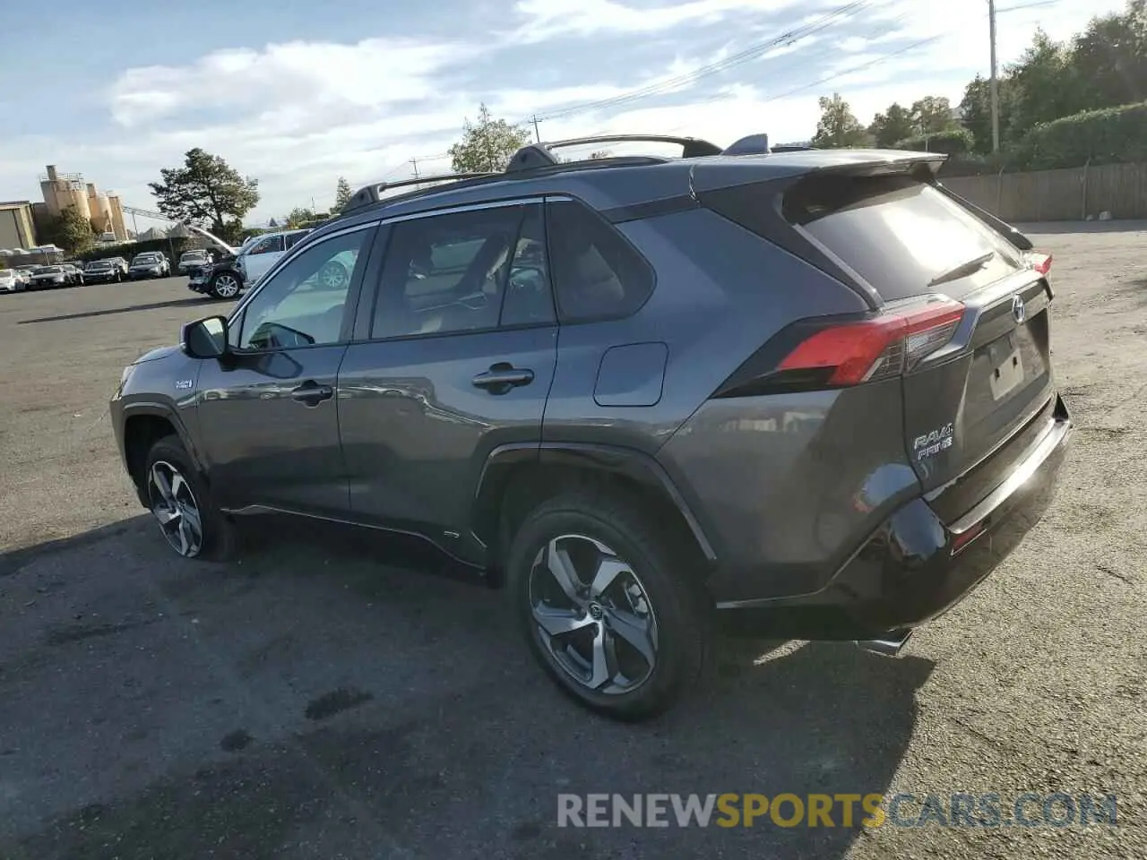 2 fotografías del automóvil dañado JTMAB3FV1ND085577 TOYOTA RAV4 2022