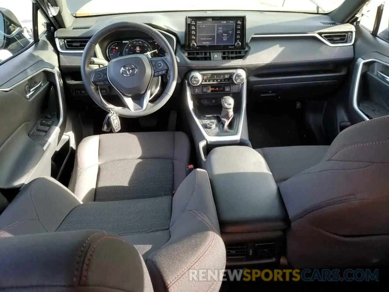 8 fotografías del automóvil dañado JTMAB3FV1ND085577 TOYOTA RAV4 2022