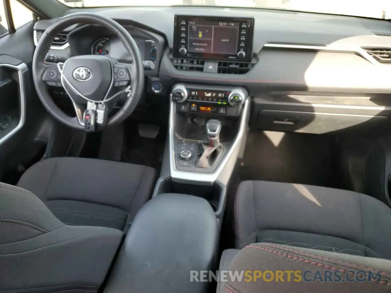 8 fotografías del automóvil dañado JTMAB3FV5ND092483 TOYOTA RAV4 2022