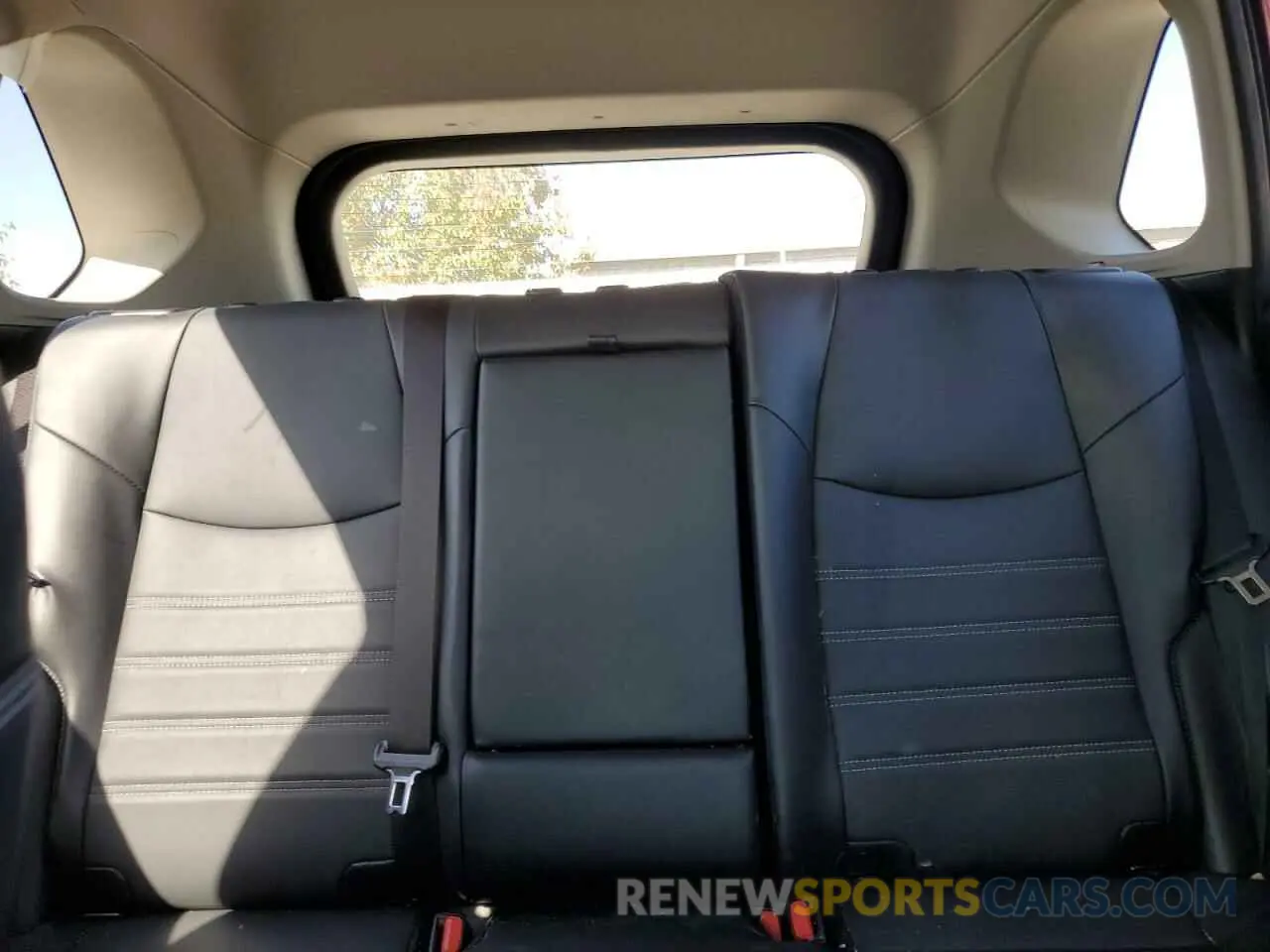 10 fotografías del automóvil dañado JTMB6RFV0ND071925 TOYOTA RAV4 2022
