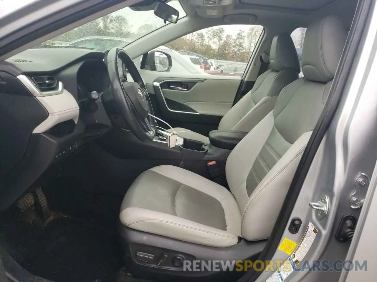 7 fotografías del automóvil dañado JTMB6RFV3ND059817 TOYOTA RAV4 2022