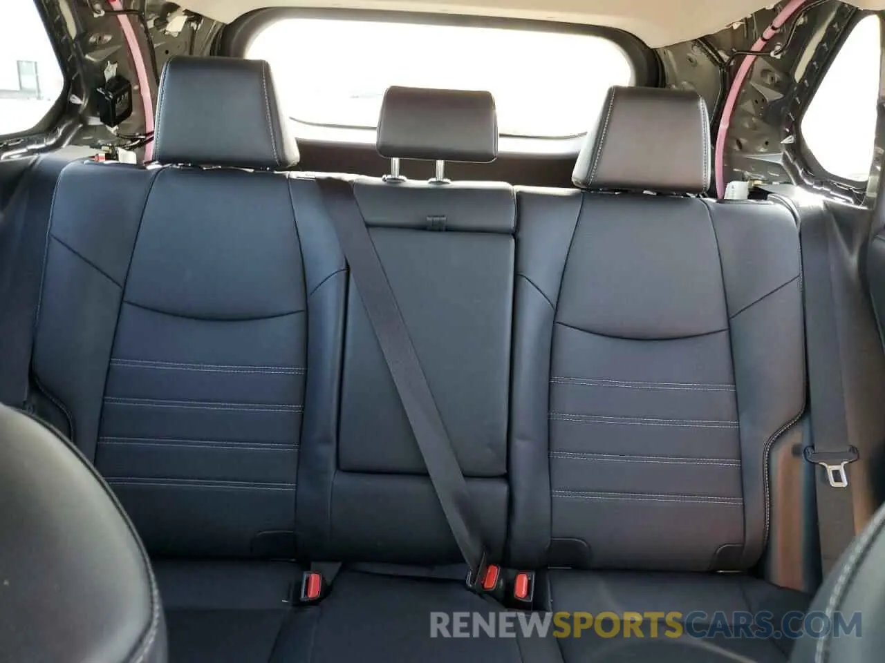 10 fotografías del automóvil dañado JTMB6RFV6ND047600 TOYOTA RAV4 2022