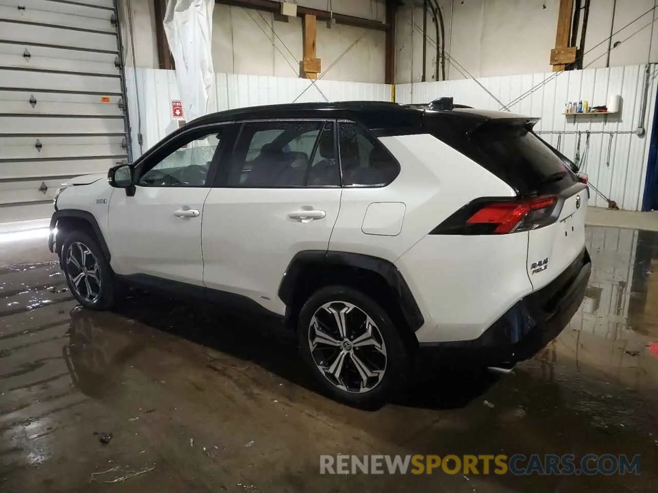 2 fotografías del automóvil dañado JTMFB3FVXND098902 TOYOTA RAV4 2022