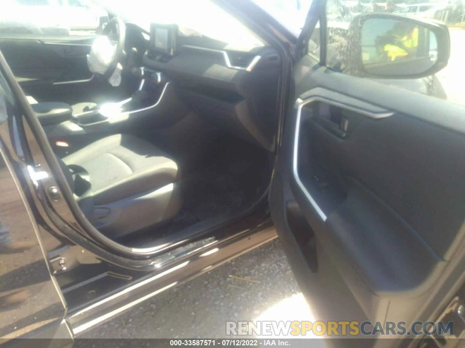 5 fotografías del automóvil dañado JTMLWRFV1ND147236 TOYOTA RAV4 2022