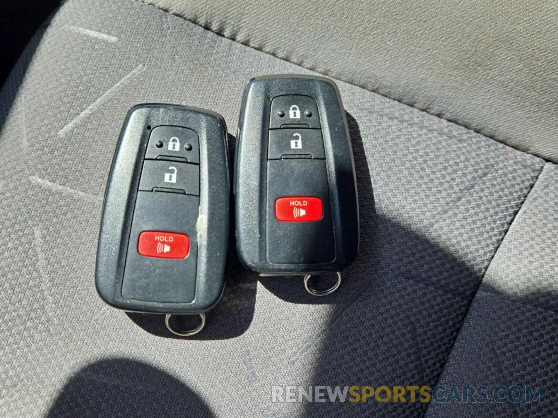 8 fotografías del automóvil dañado JTMRWRFV4ND164509 TOYOTA RAV4 2022