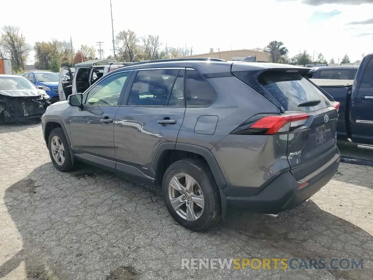 2 fotografías del automóvil dañado JTMRWRFV9ND147656 TOYOTA RAV4 2022