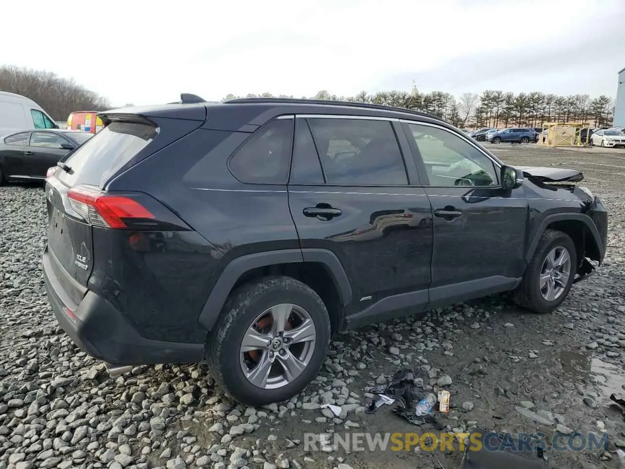 3 fotografías del automóvil dañado JTMRWRFVXND153112 TOYOTA RAV4 2022