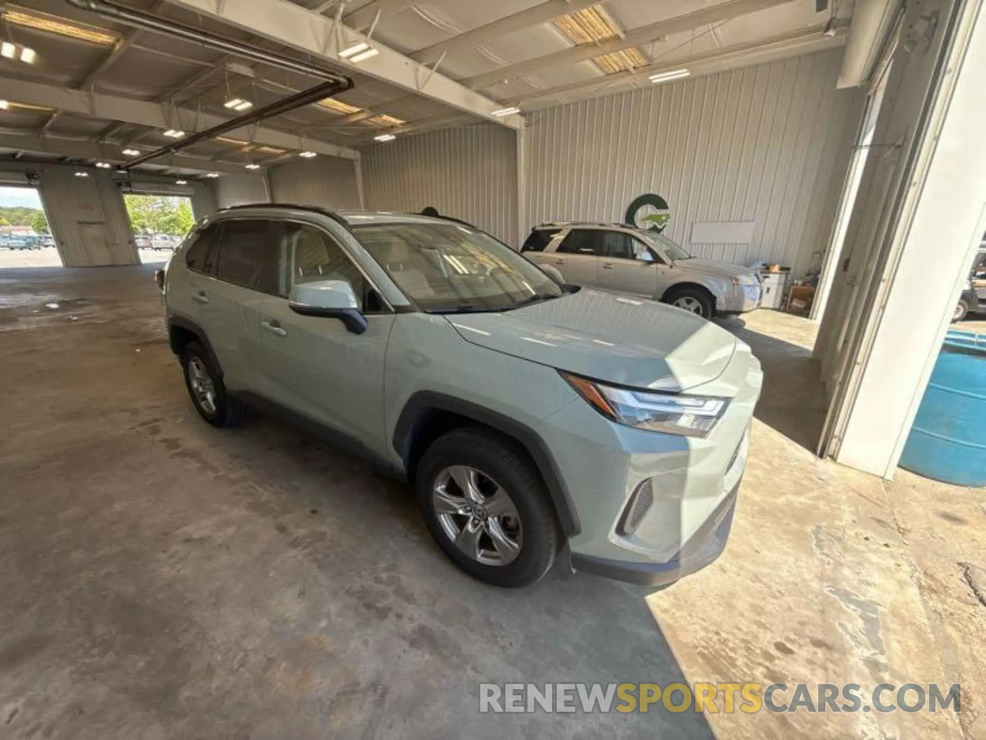 5 fotografías del automóvil dañado JTMW1RFV4ND088775 TOYOTA RAV4 2022