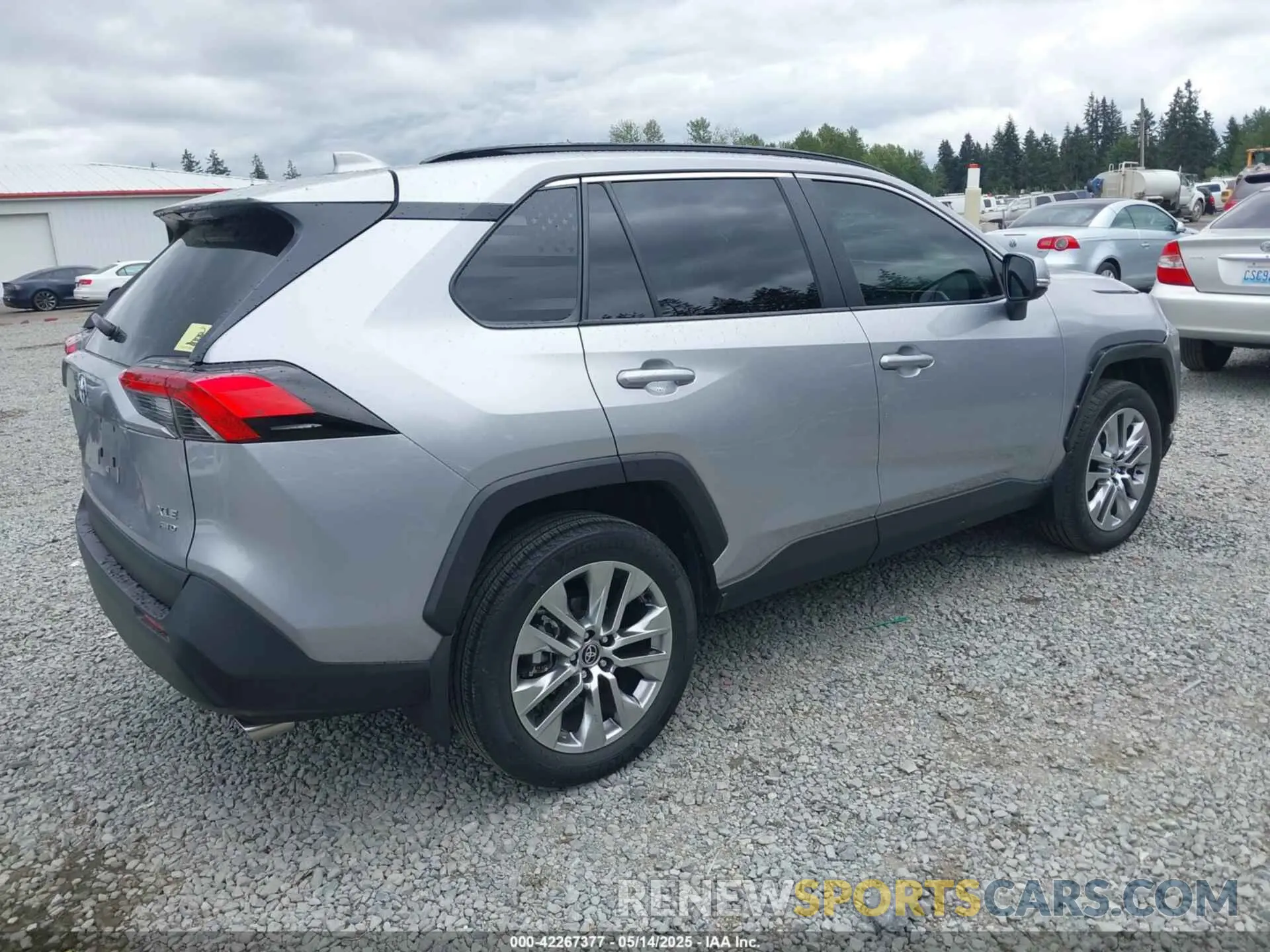 4 fotografías del automóvil dañado 2T3A1RFV0PC331368 TOYOTA RAV4 2023