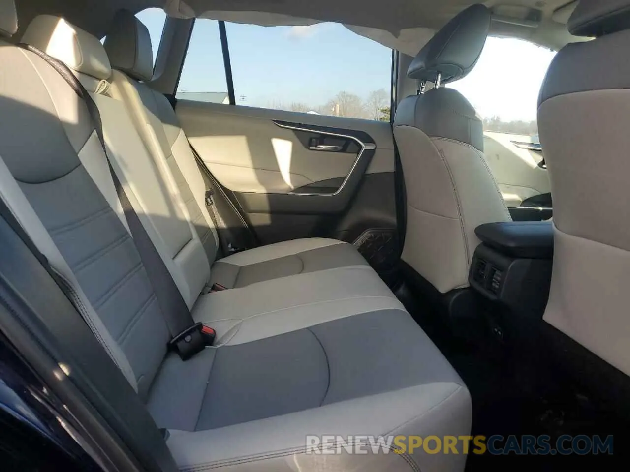 11 fotografías del automóvil dañado 2T3A1RFV1PW341678 TOYOTA RAV4 2023