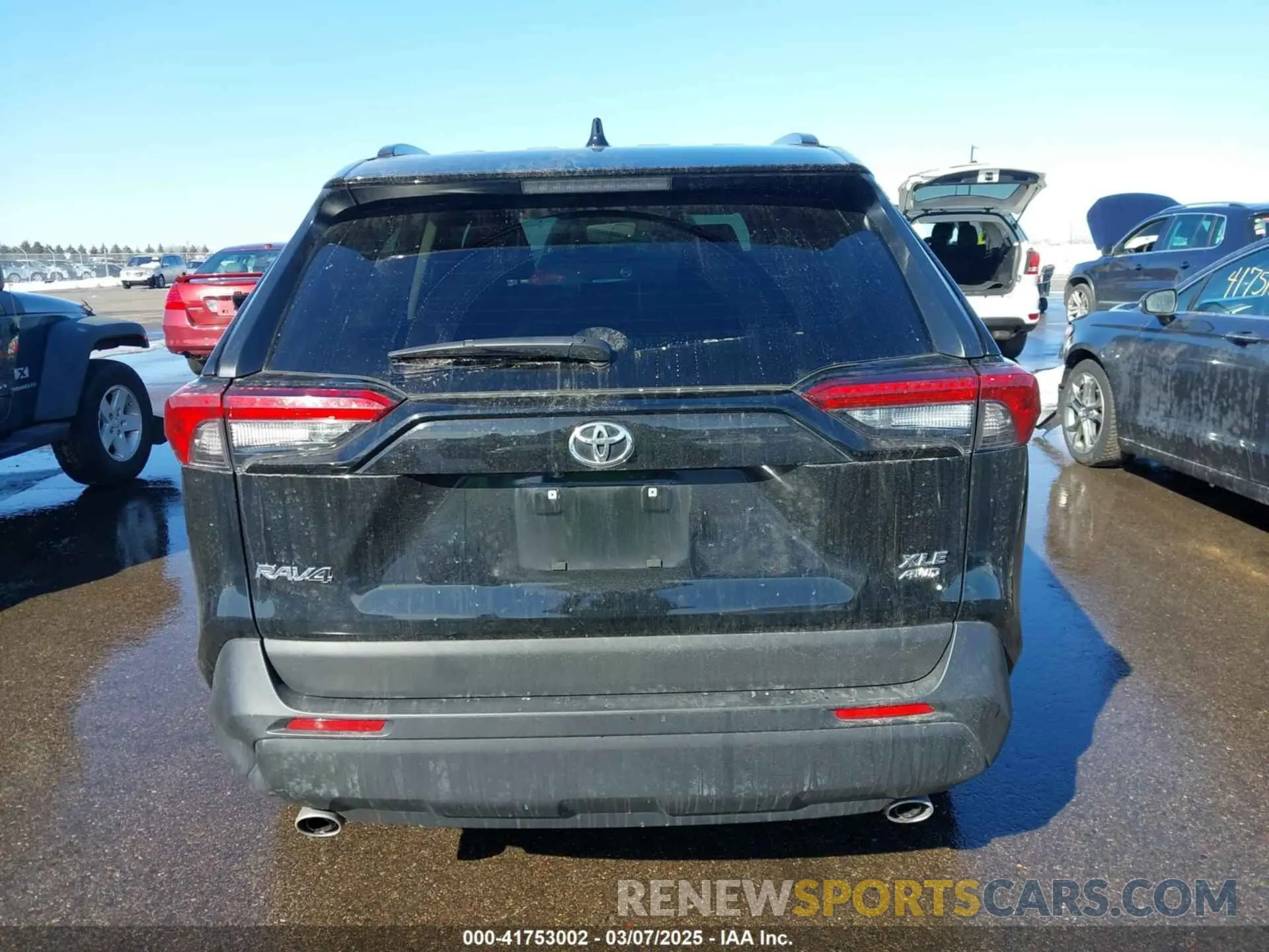 16 fotografías del automóvil dañado 2T3A1RFV1PW396812 TOYOTA RAV4 2023