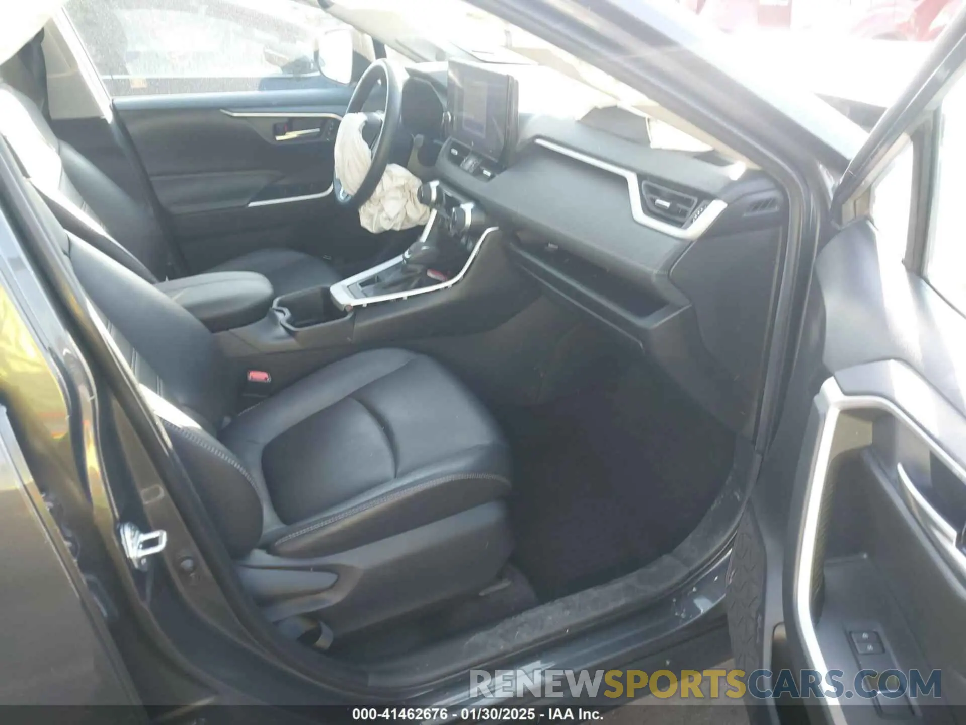 5 fotografías del automóvil dañado 2T3A1RFV4PW395136 TOYOTA RAV4 2023