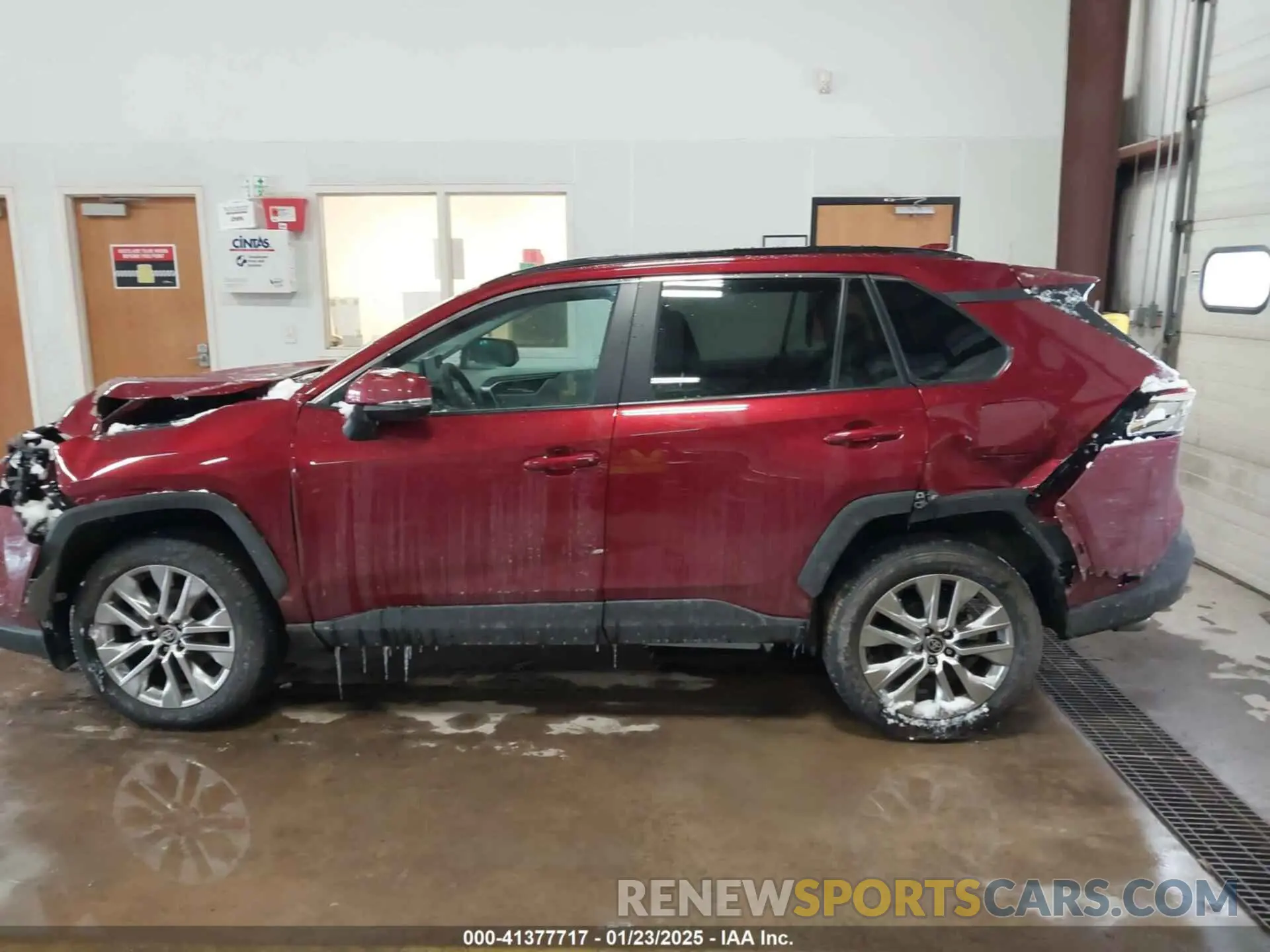 14 fotografías del automóvil dañado 2T3A1RFV5PW399342 TOYOTA RAV4 2023