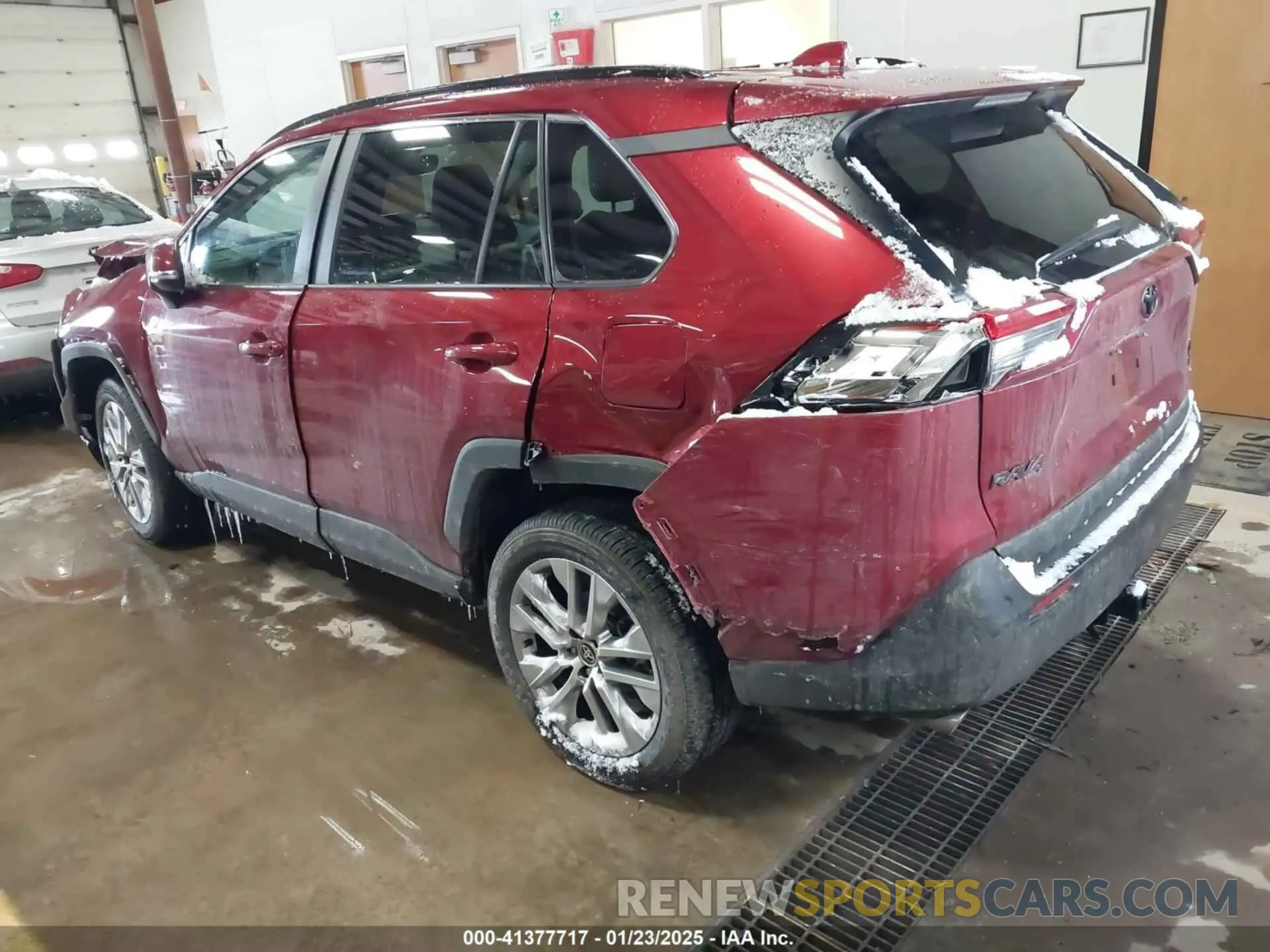 3 fotografías del automóvil dañado 2T3A1RFV5PW399342 TOYOTA RAV4 2023