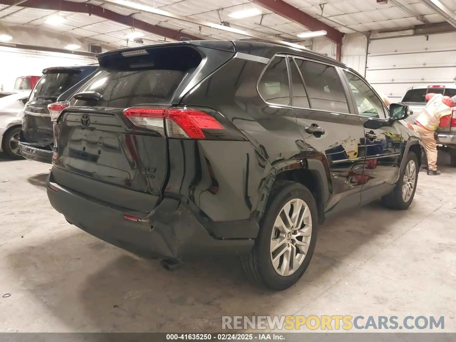 4 fotografías del automóvil dañado 2T3A1RFV6PC392062 TOYOTA RAV4 2023