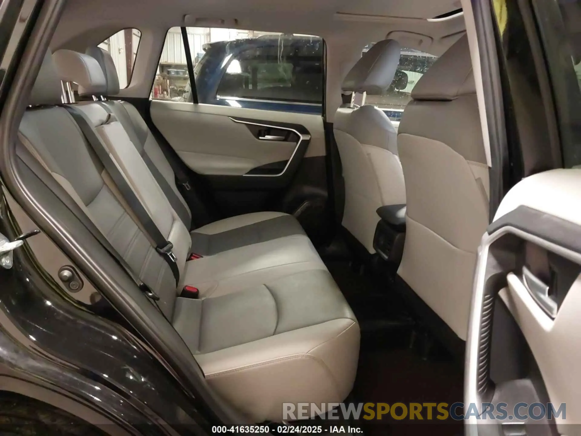 8 fotografías del automóvil dañado 2T3A1RFV6PC392062 TOYOTA RAV4 2023