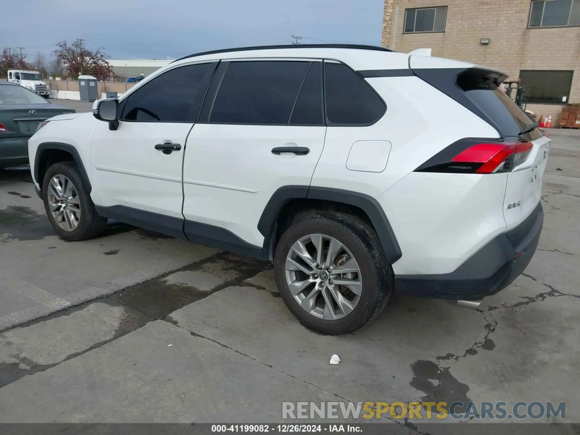 3 fotografías del automóvil dañado 2T3A1RFV7PW395096 TOYOTA RAV4 2023