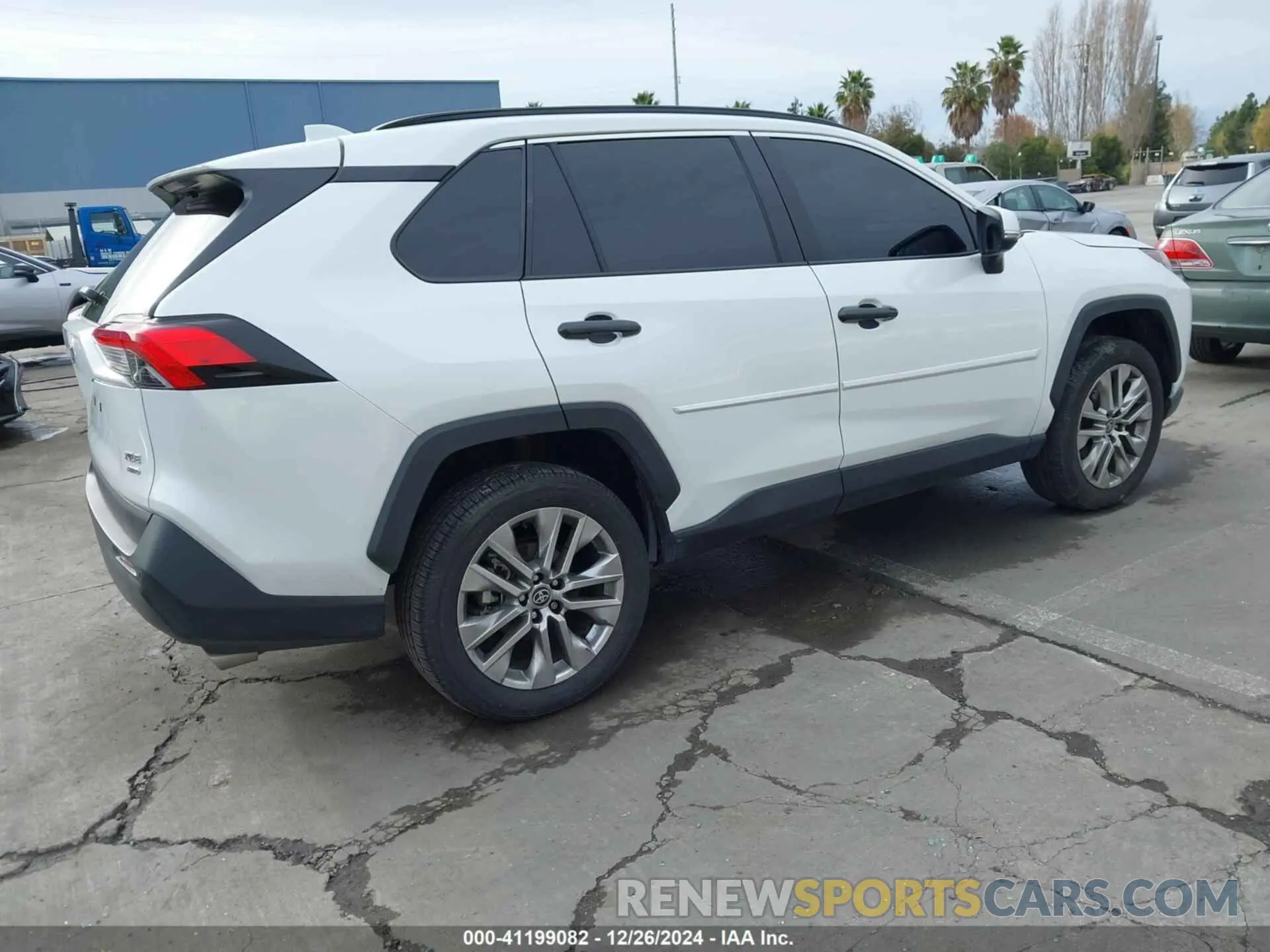4 fotografías del automóvil dañado 2T3A1RFV7PW395096 TOYOTA RAV4 2023