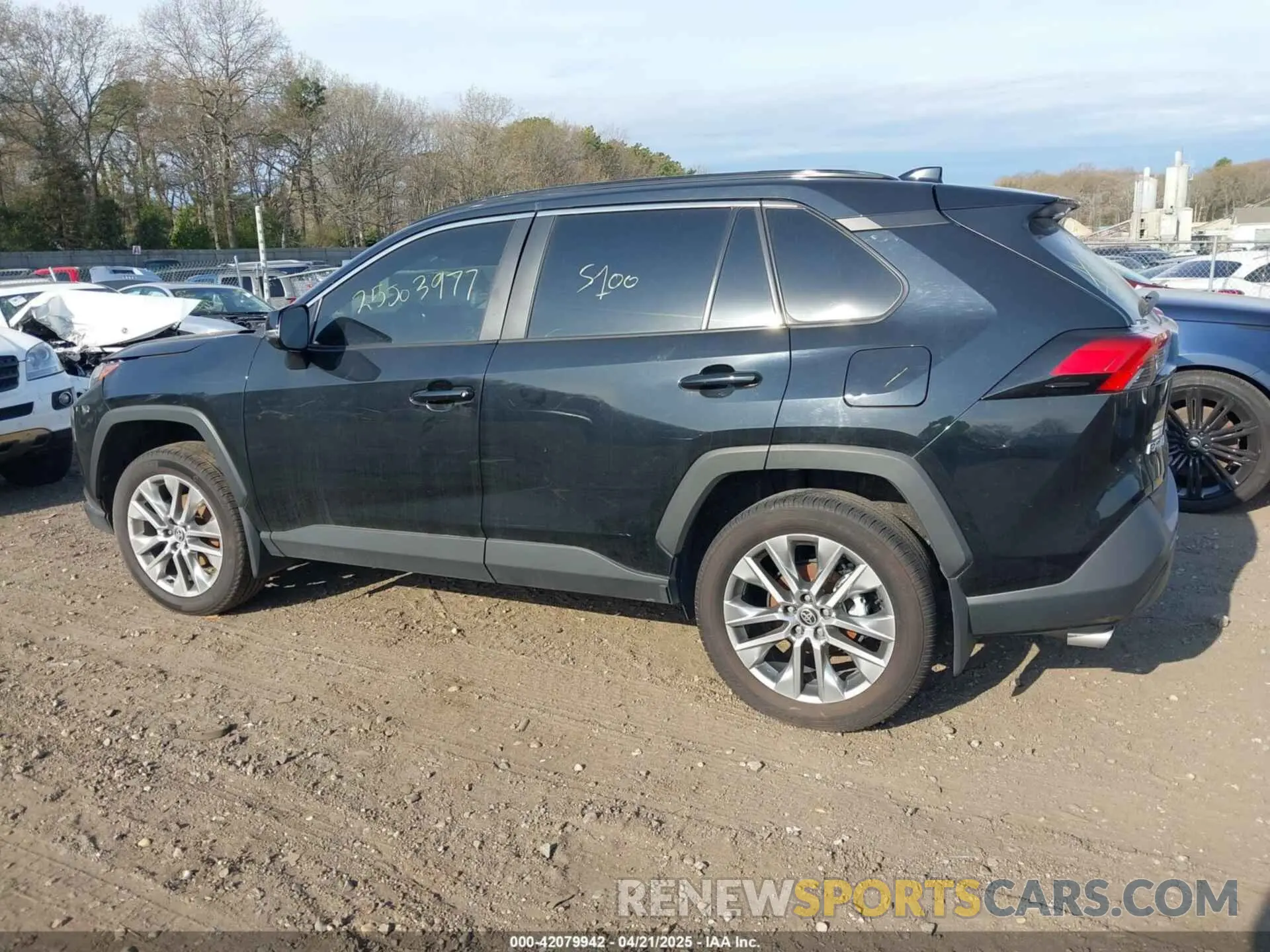 13 fotografías del automóvil dañado 2T3A1RFV9PC335936 TOYOTA RAV4 2023