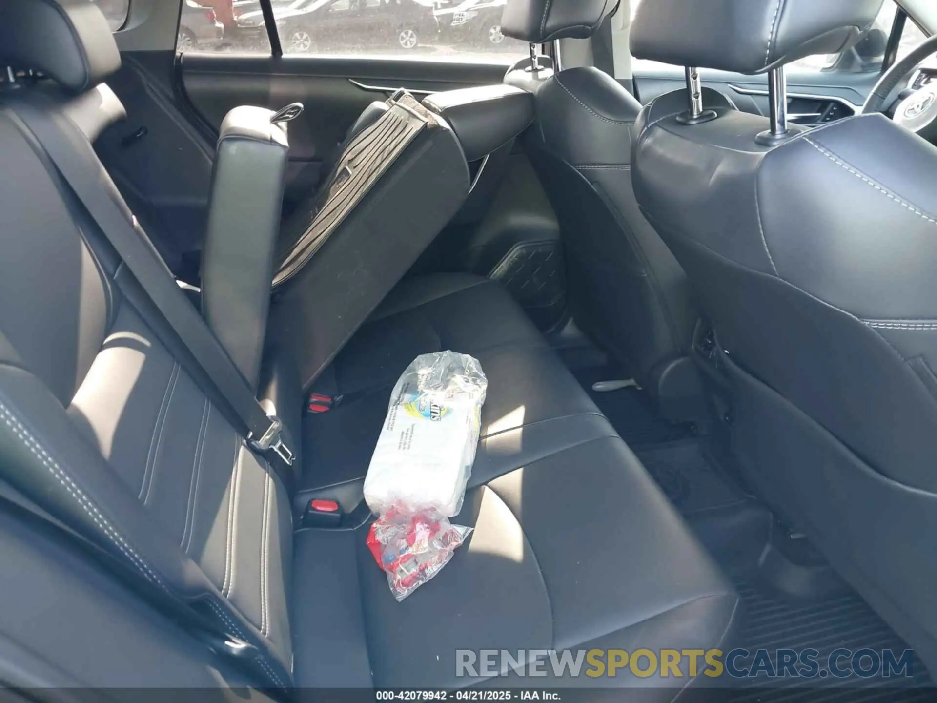 8 fotografías del automóvil dañado 2T3A1RFV9PC335936 TOYOTA RAV4 2023