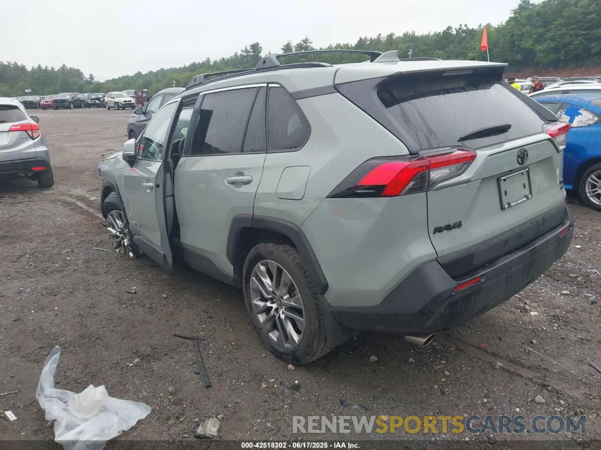3 fotografías del automóvil dañado 2T3A1RFVXPW364683 TOYOTA RAV4 2023