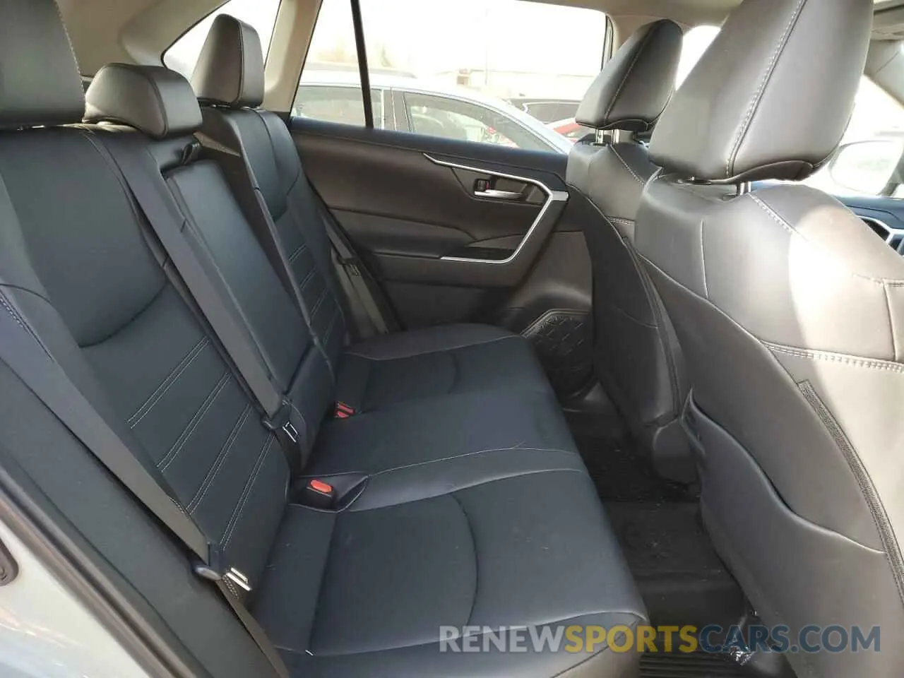 11 fotografías del automóvil dañado 2T3B6RFV1PW043296 TOYOTA RAV4 2023