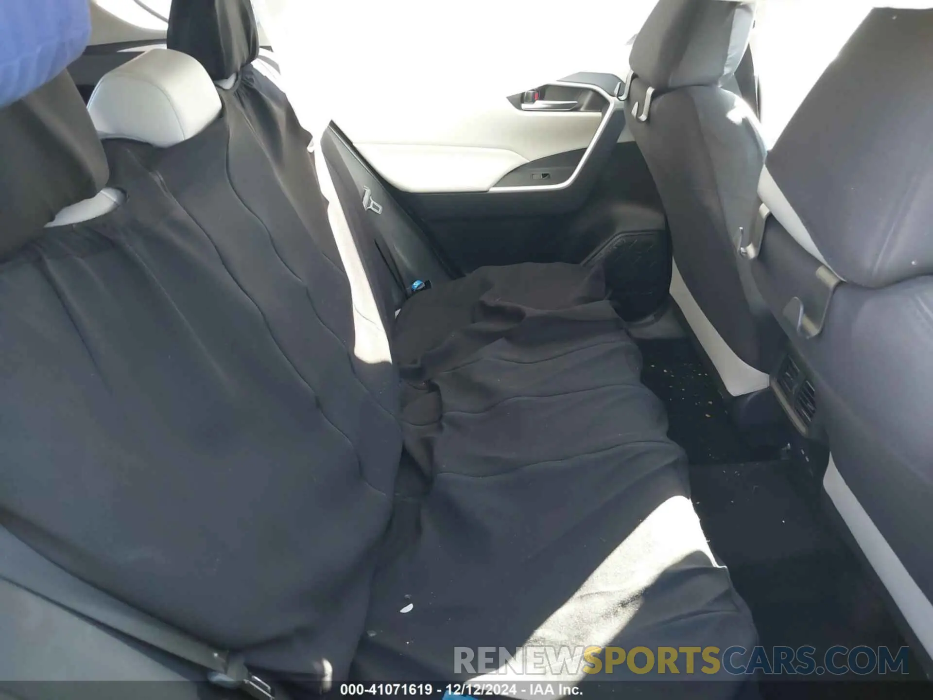 8 fotografías del automóvil dañado 2T3C1RFV0PC243428 TOYOTA RAV4 2023