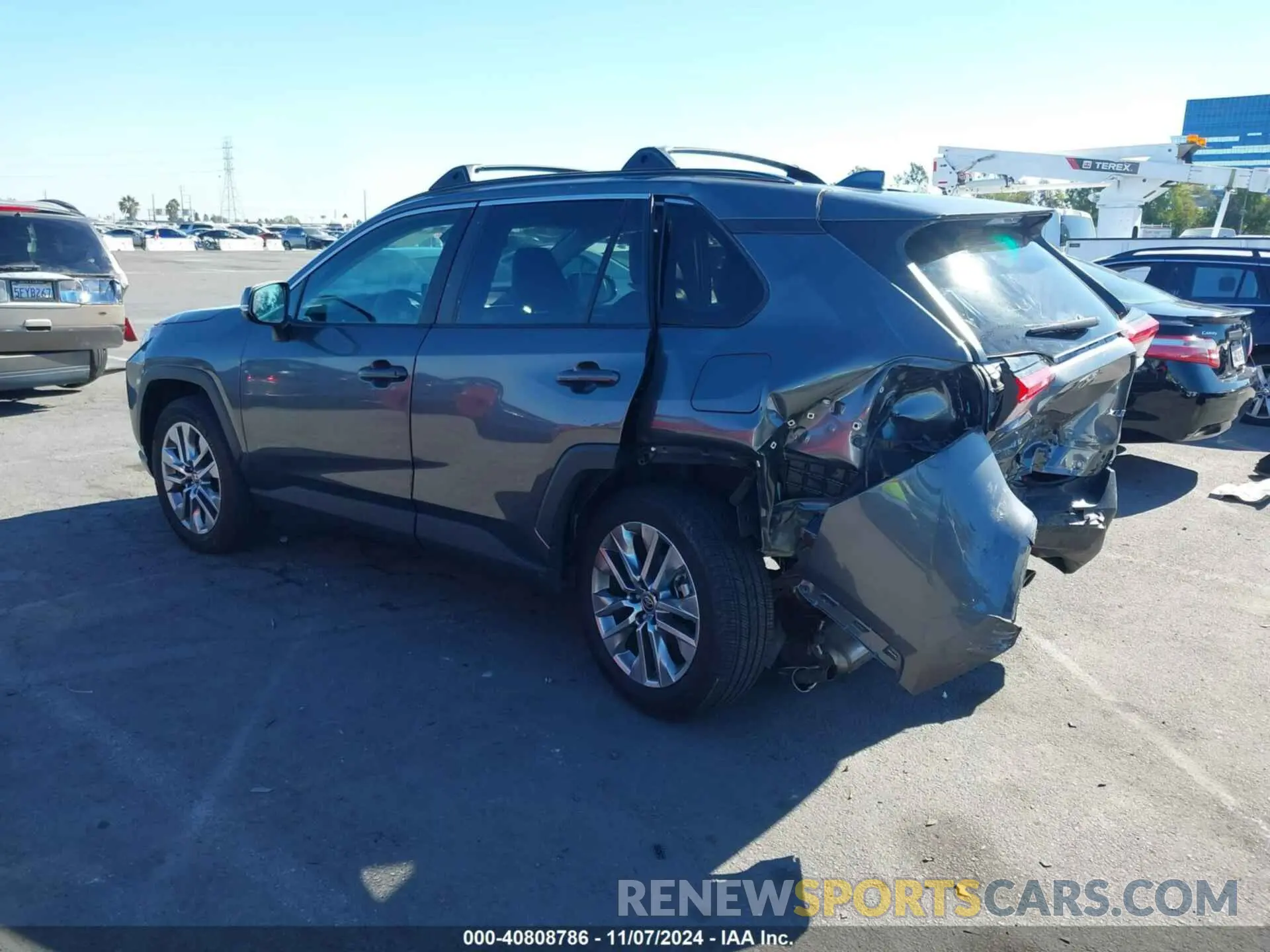 3 fotografías del automóvil dañado 2T3C1RFV3PC230978 TOYOTA RAV4 2023