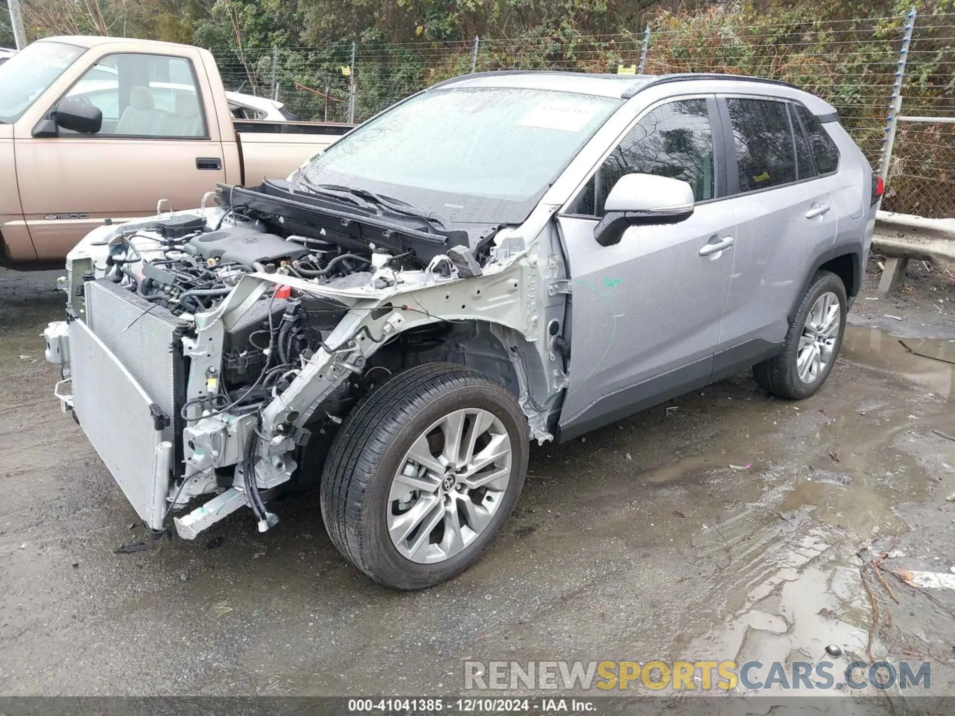 2 fotografías del automóvil dañado 2T3C1RFV3PC246744 TOYOTA RAV4 2023