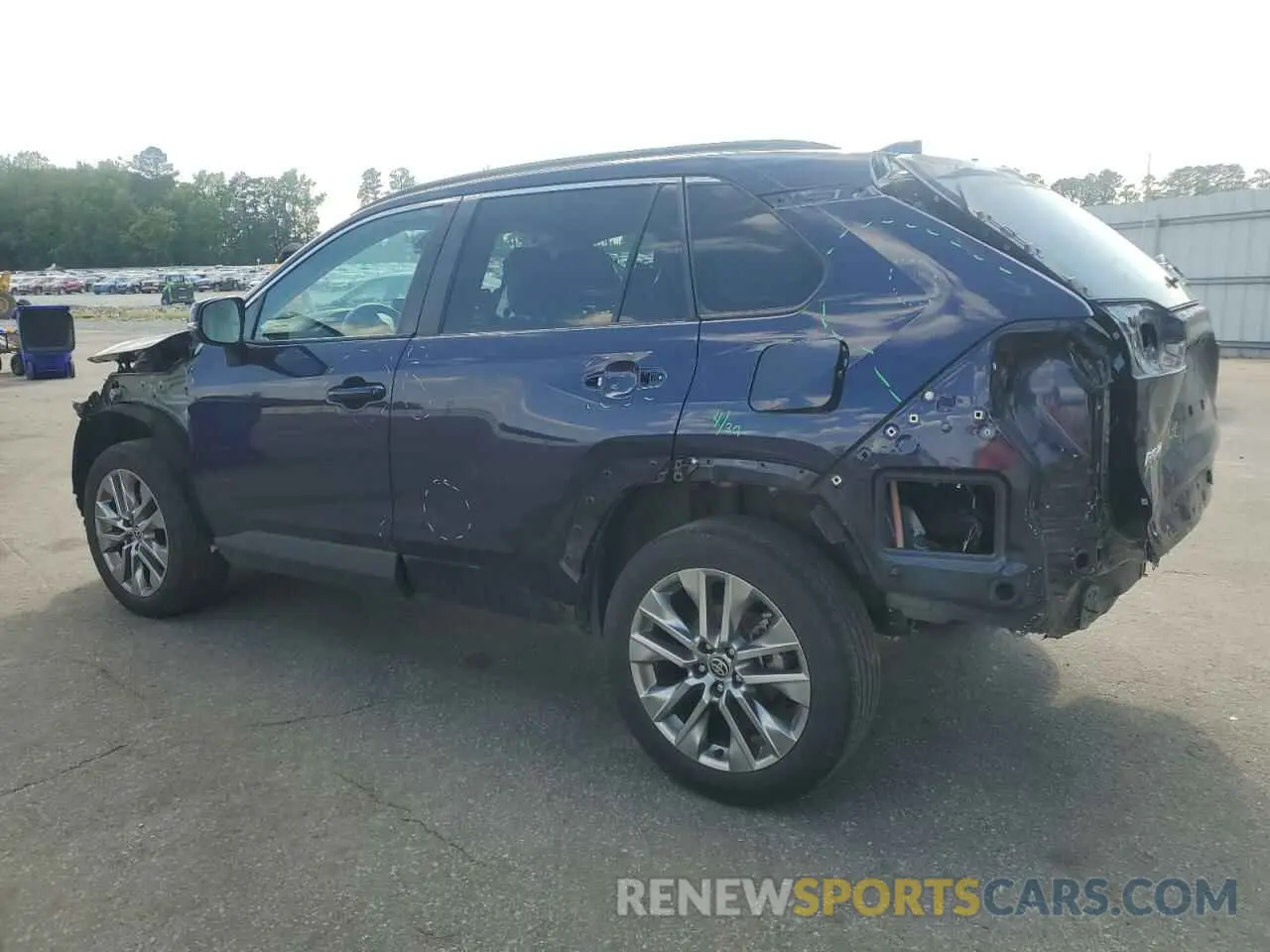 2 fotografías del automóvil dañado 2T3C1RFV3PW246094 TOYOTA RAV4 2023