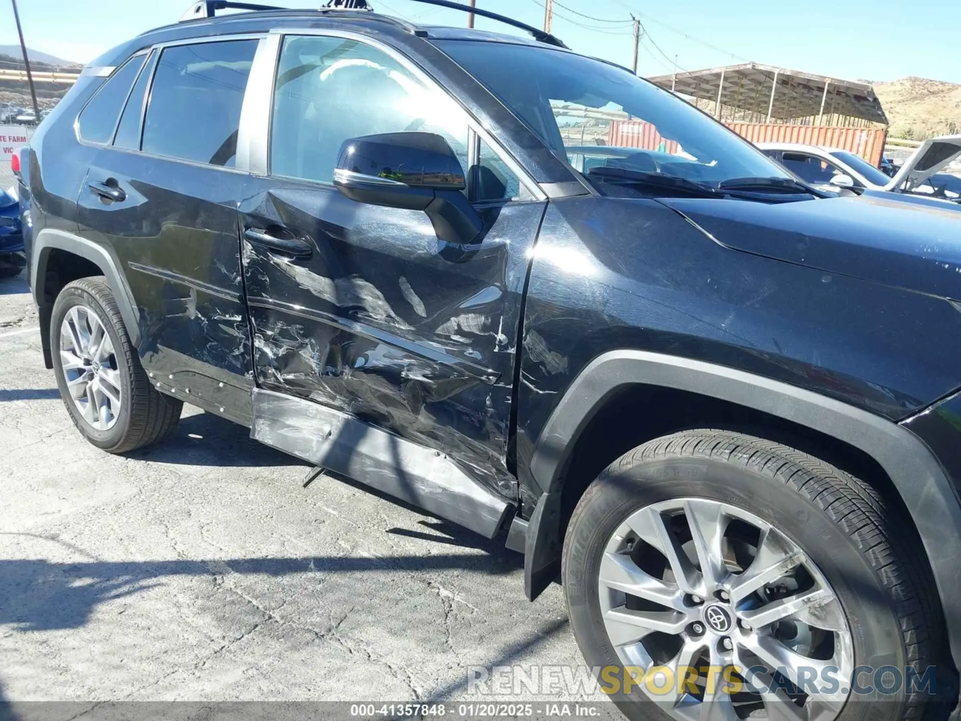 17 fotografías del automóvil dañado 2T3C1RFV6PW279834 TOYOTA RAV4 2023