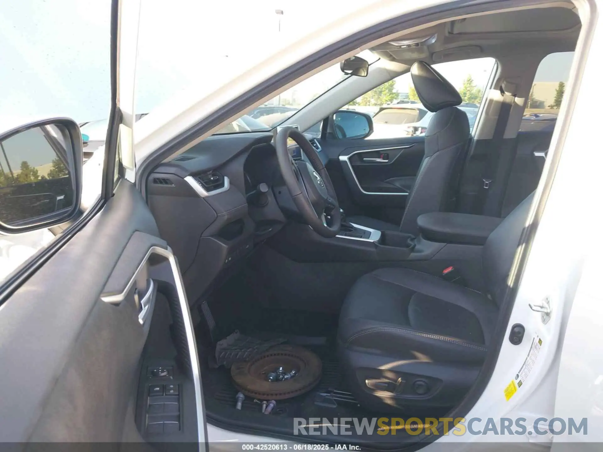 5 fotografías del automóvil dañado 2T3C1RFV7PW276165 TOYOTA RAV4 2023