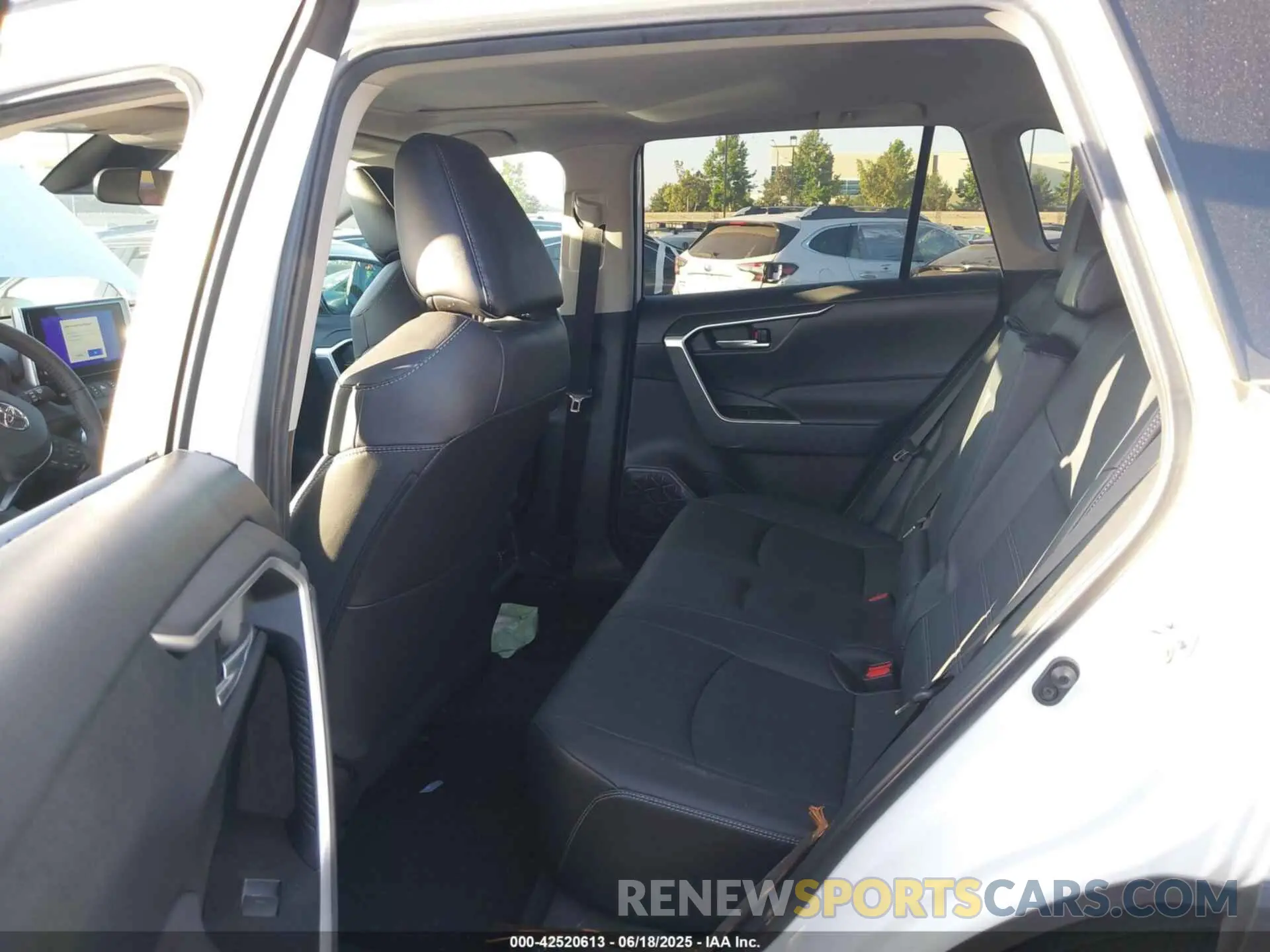 8 fotografías del automóvil dañado 2T3C1RFV7PW276165 TOYOTA RAV4 2023