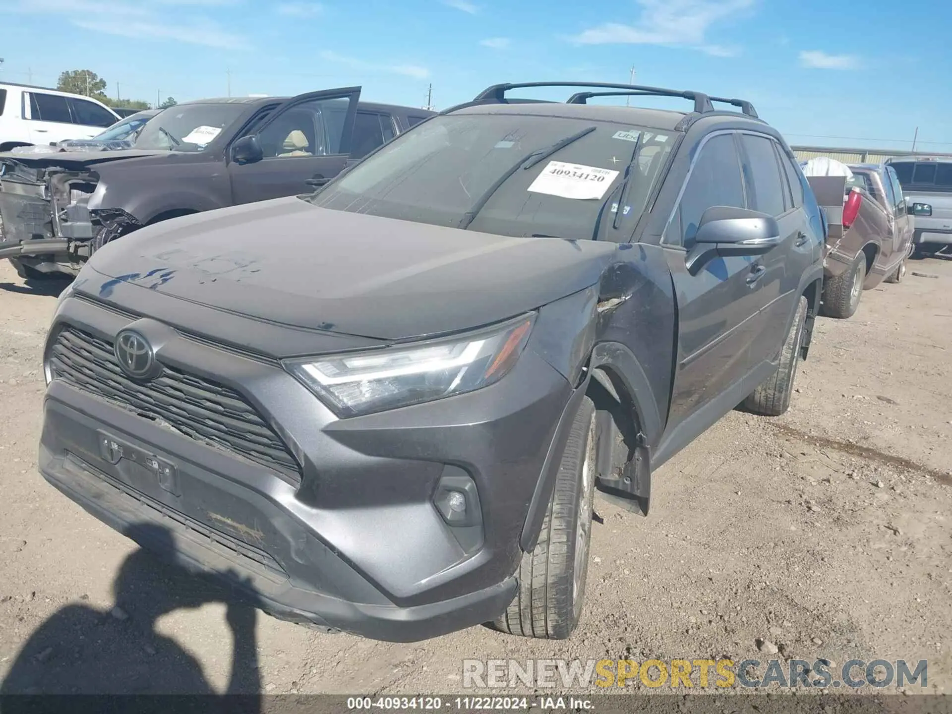 2 fotografías del automóvil dañado 2T3C1RFV9PC250801 TOYOTA RAV4 2023
