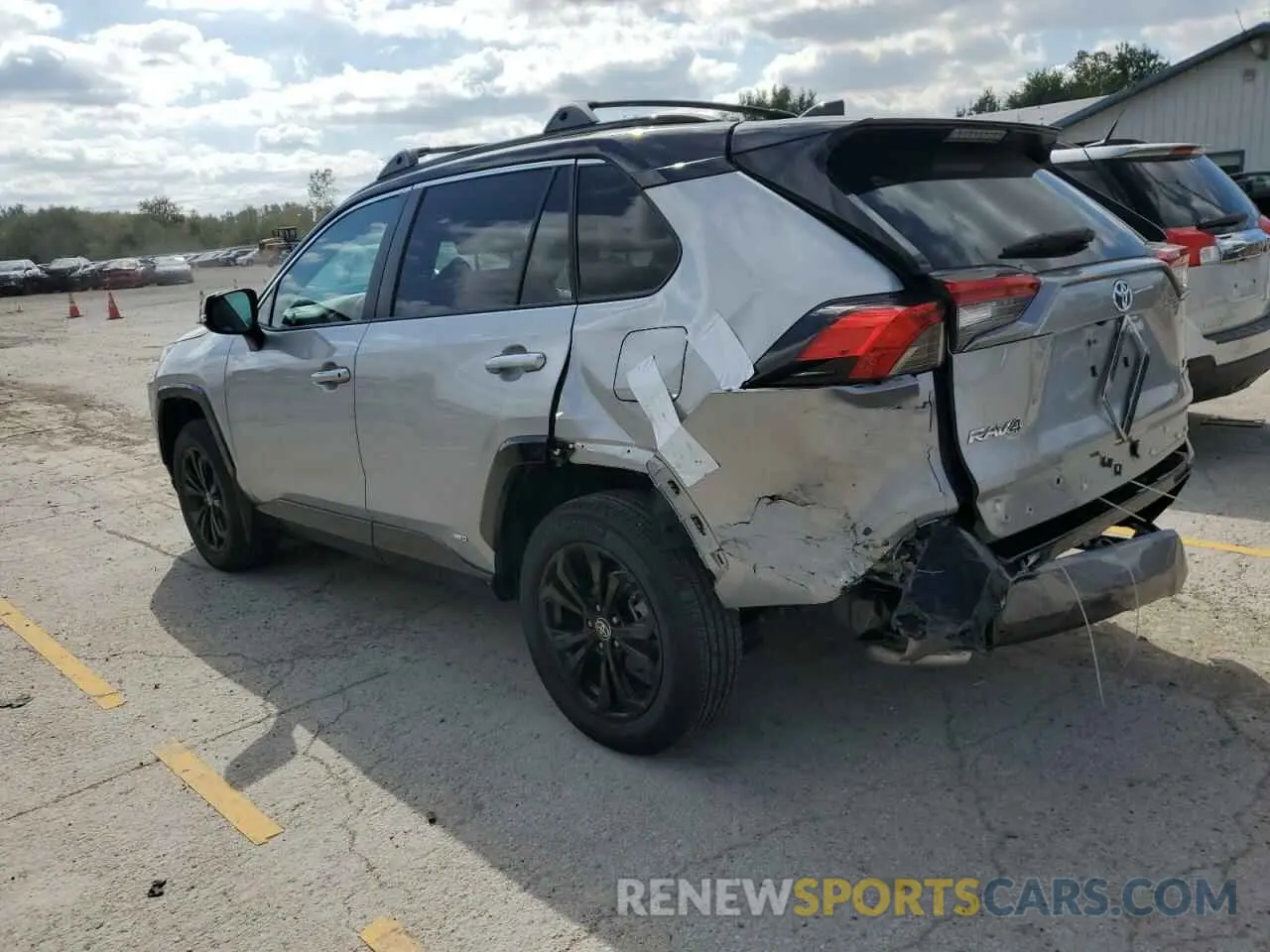 2 fotografías del automóvil dañado 2T3E6RFV0PW038636 TOYOTA RAV4 2023