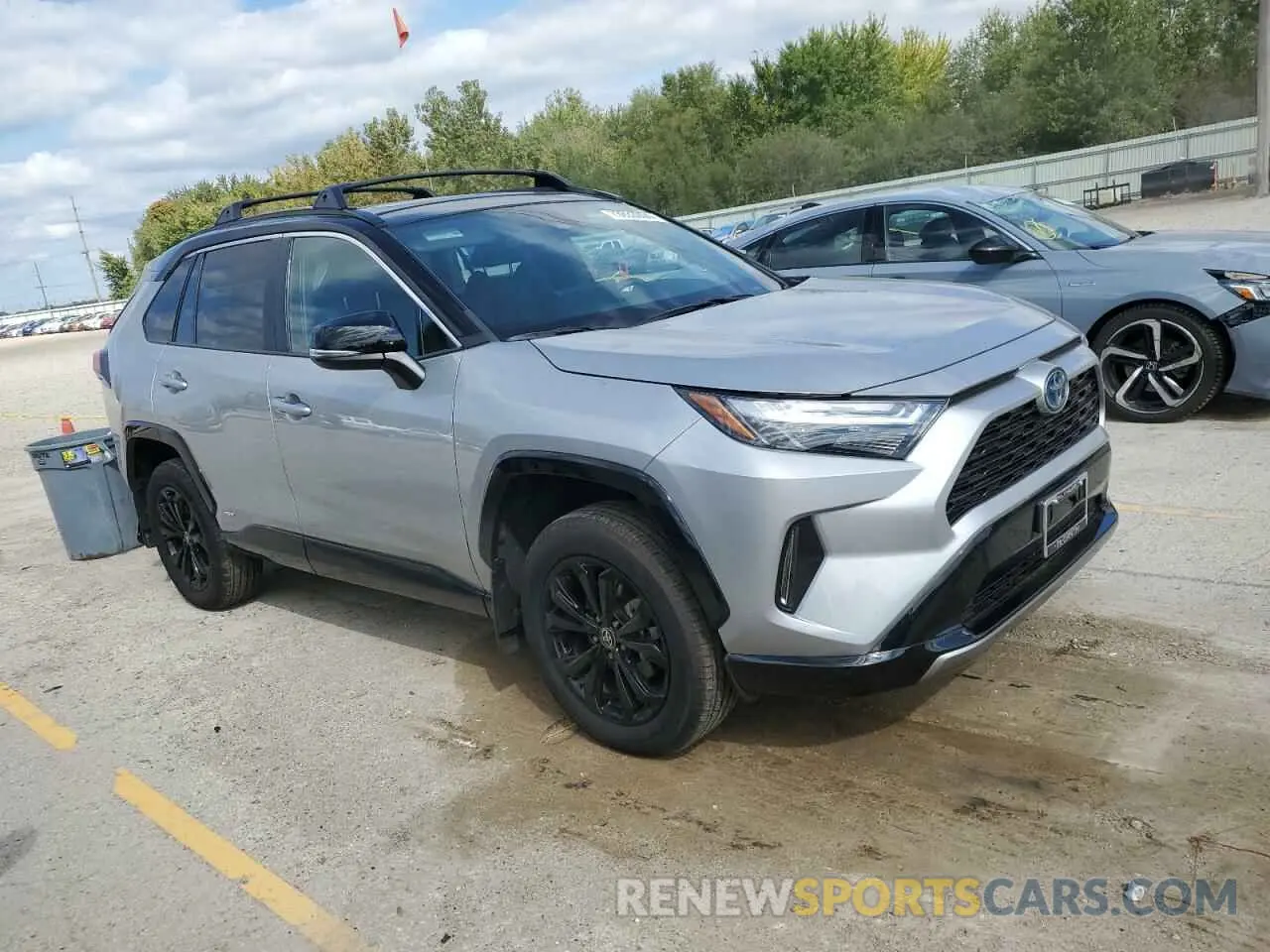 4 fotografías del automóvil dañado 2T3E6RFV0PW038636 TOYOTA RAV4 2023