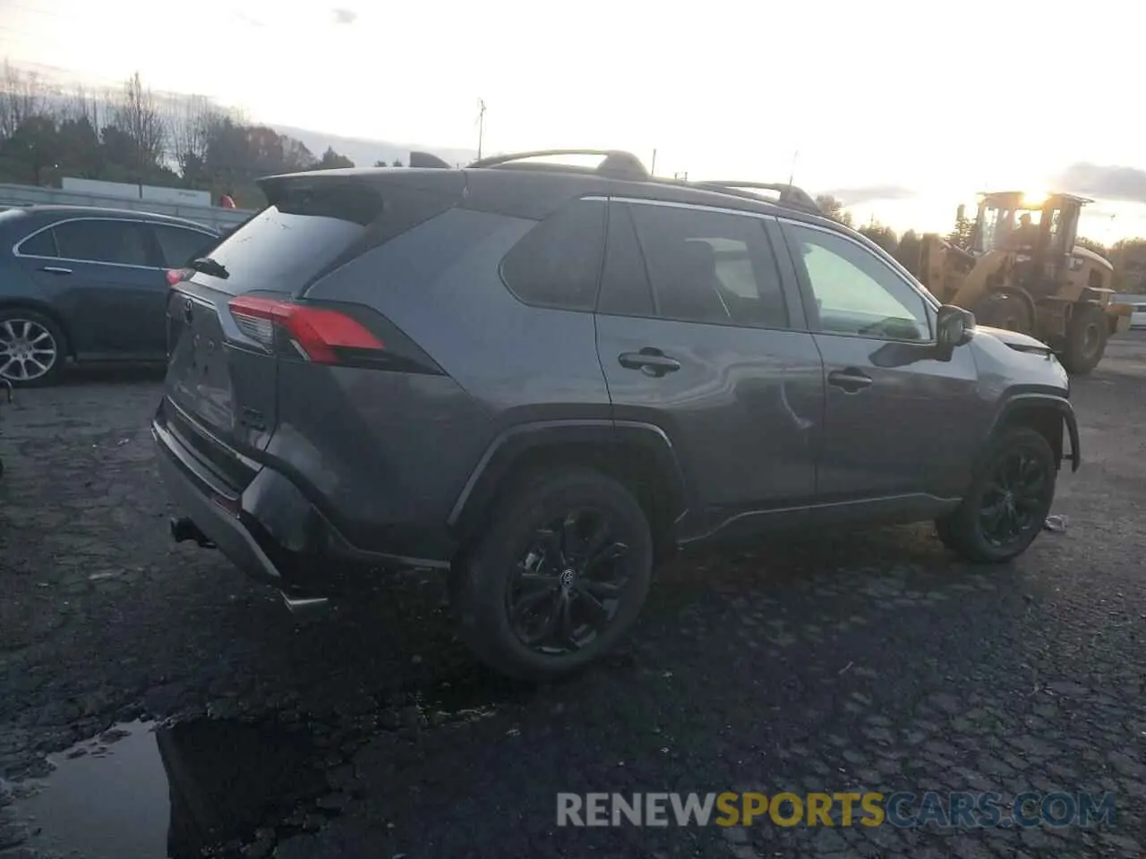 3 fotografías del automóvil dañado 2T3E6RFV8PW038903 TOYOTA RAV4 2023