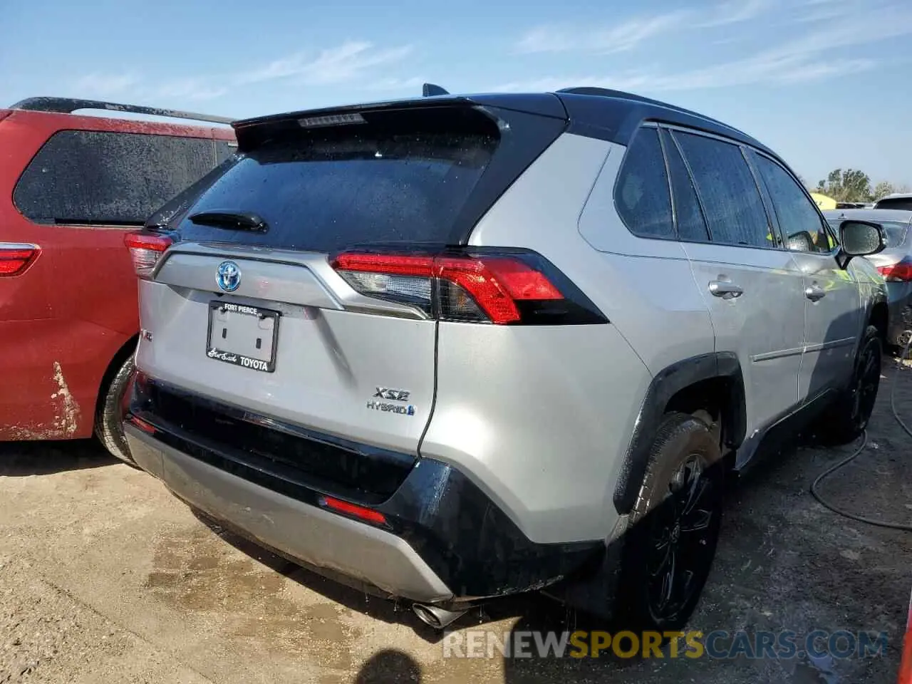 3 fotografías del automóvil dañado 2T3E6RFV8PW041753 TOYOTA RAV4 2023