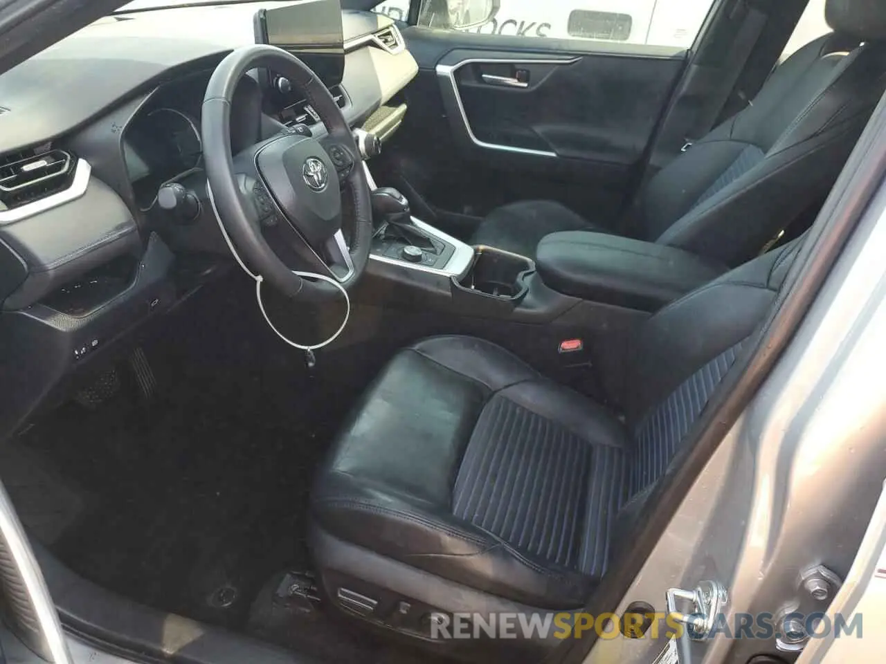 7 fotografías del automóvil dañado 2T3E6RFV8PW041753 TOYOTA RAV4 2023