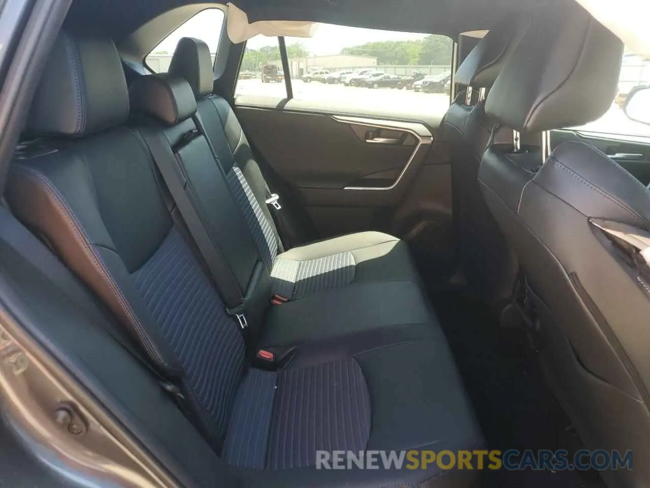 11 fotografías del automóvil dañado 2T3E6RFV9PW039963 TOYOTA RAV4 2023