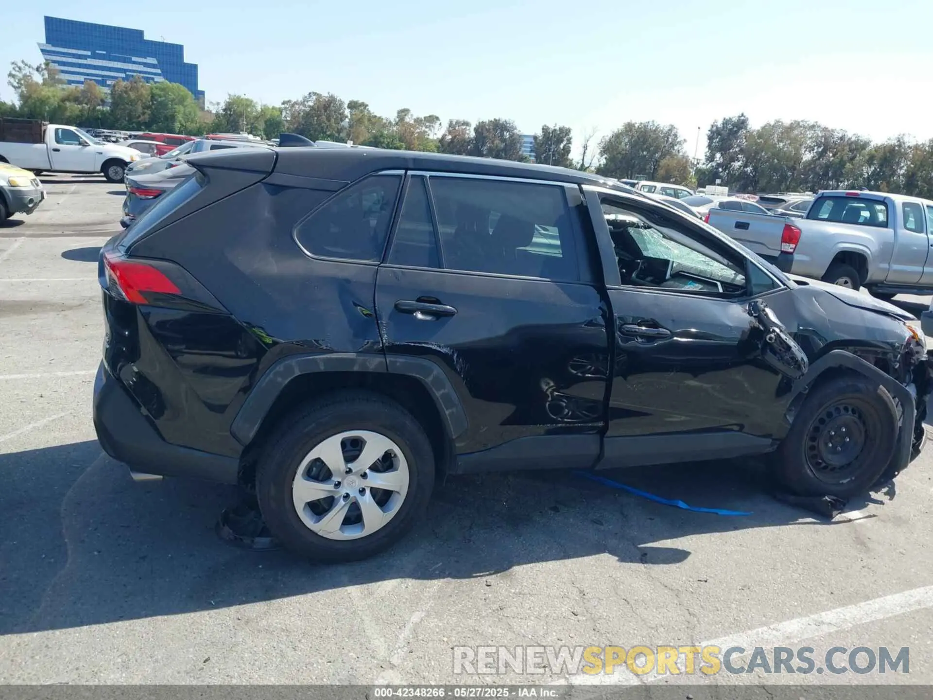 13 fotografías del automóvil dañado 2T3F1RFV0PC357541 TOYOTA RAV4 2023