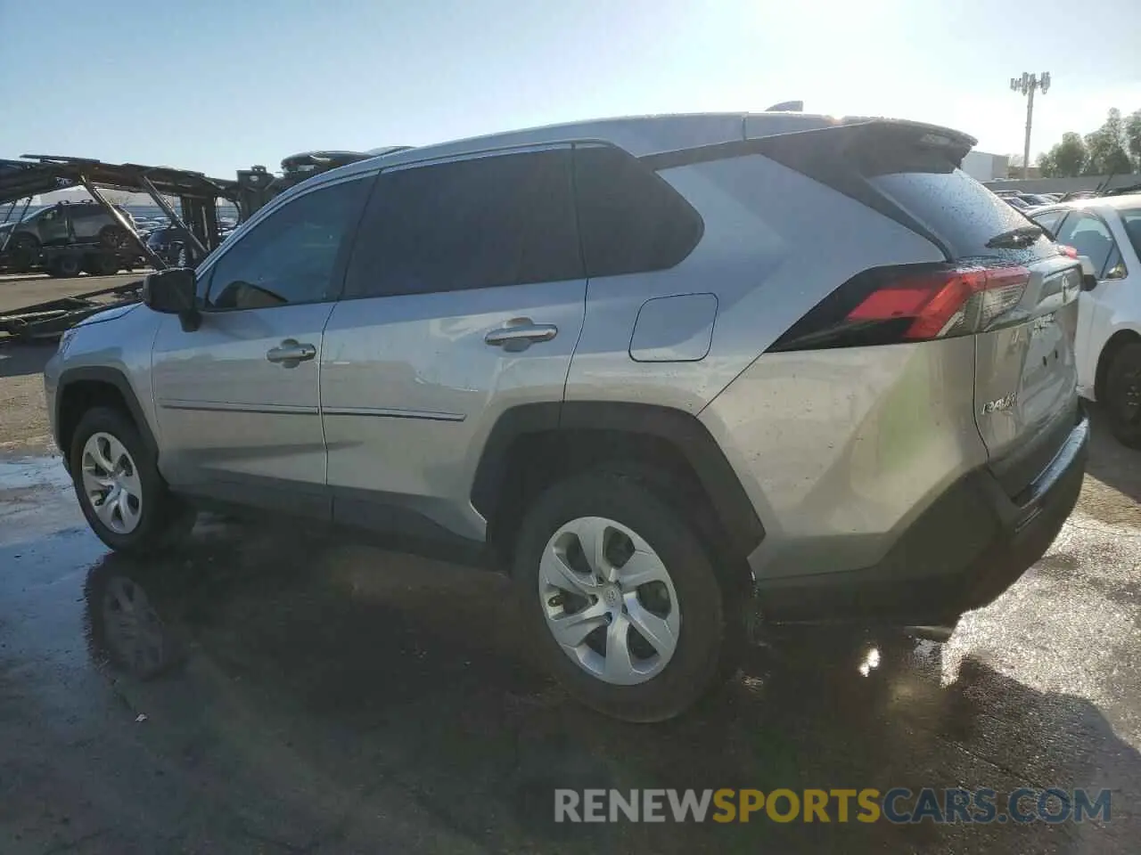 2 fotografías del automóvil dañado 2T3F1RFV1PC350890 TOYOTA RAV4 2023