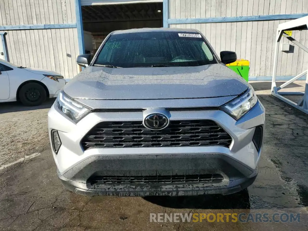 5 fotografías del automóvil dañado 2T3F1RFV1PC350890 TOYOTA RAV4 2023